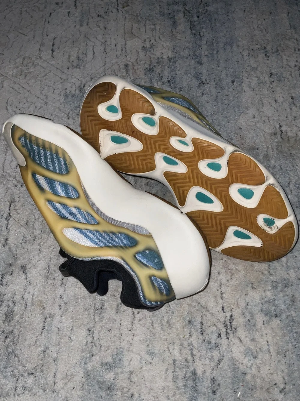 adidas stylish sneakers